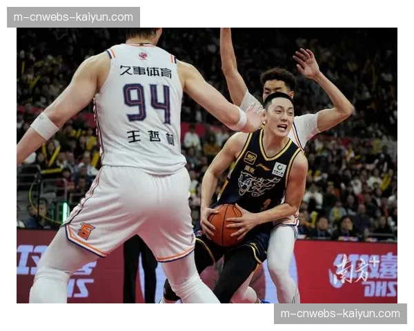 CBA半决赛G3:辽宁主场加时力克广东,系列赛2-1领先 CBA半决赛G3:辽宁主场加时力克广东,系列赛2-1领先